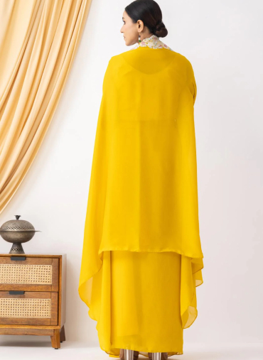 /storage/photos/1/Products/Indo Western Drape/yellow iw drape (2).jpg